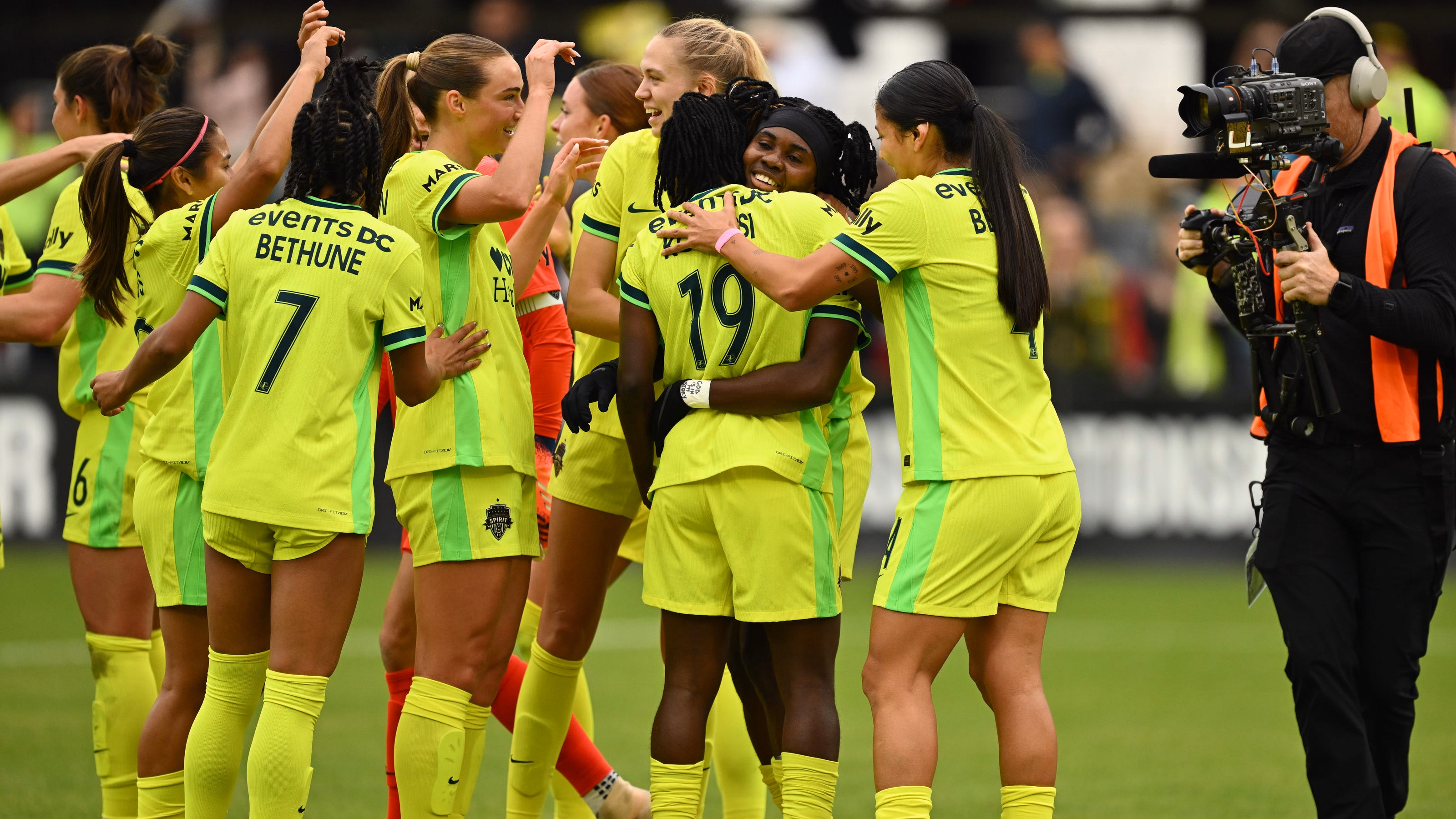 Washington Spirit advance to NWSL Championship with 2-0 win over Portland Thorns