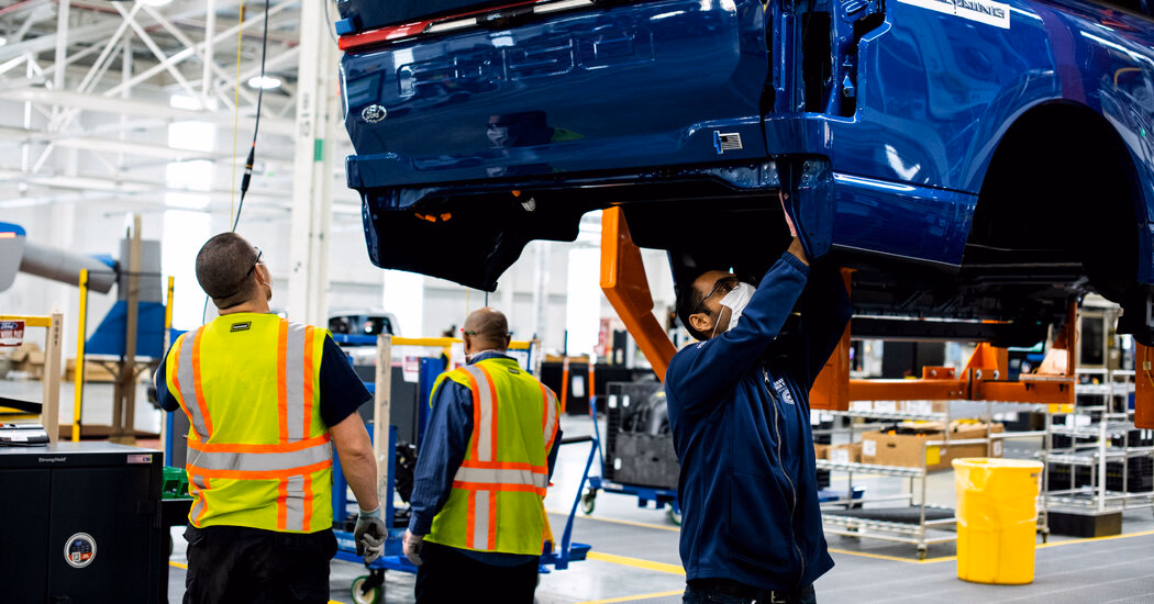 Ford takes $19.5 billion hit as it scales back electric vehicle production