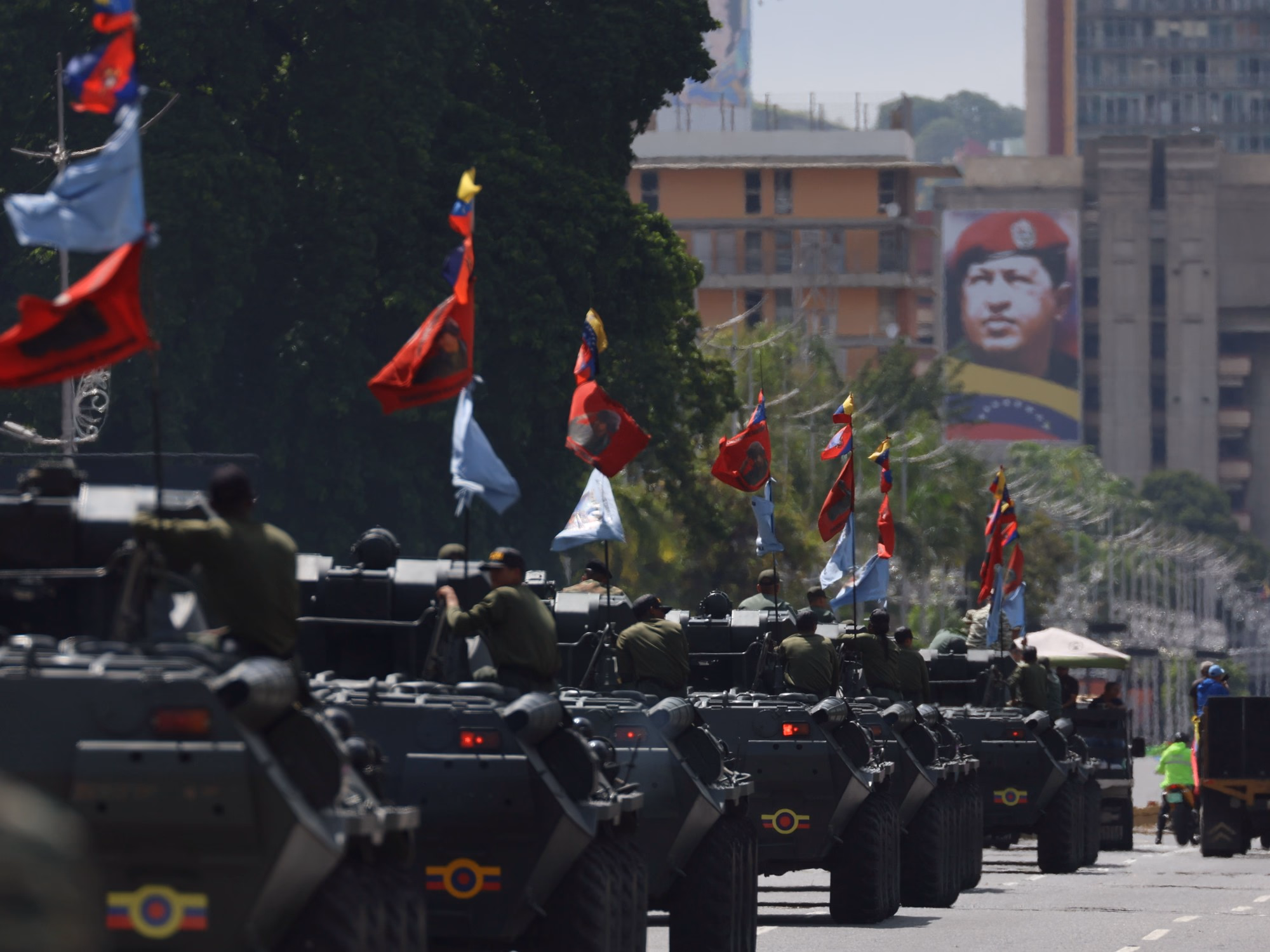 Trump warns Maduro as U.S. deploys largest Caribbean military force, Russia pledges support to Venezuela