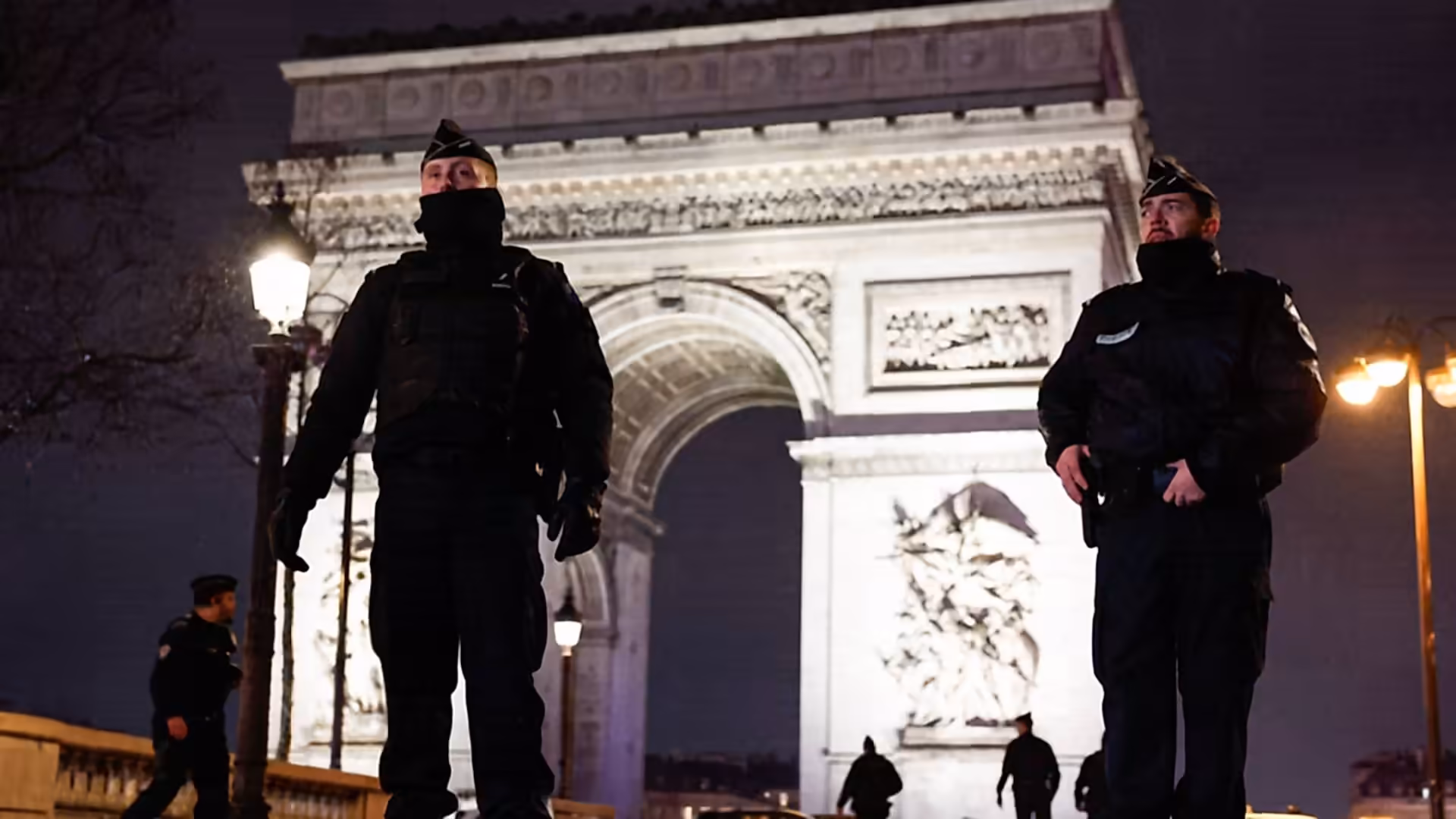 Man shot dead by police after knife attack at Arc de Triomphe in Paris