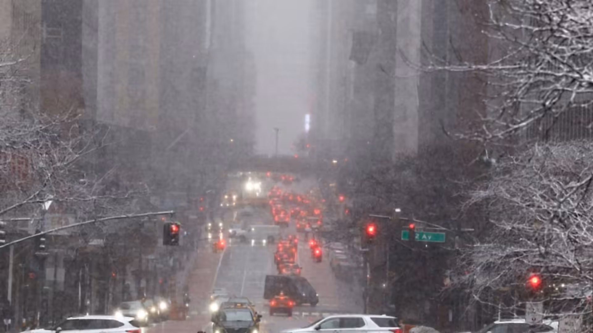 New York City mayor declares travel ban as historic blizzard approaches