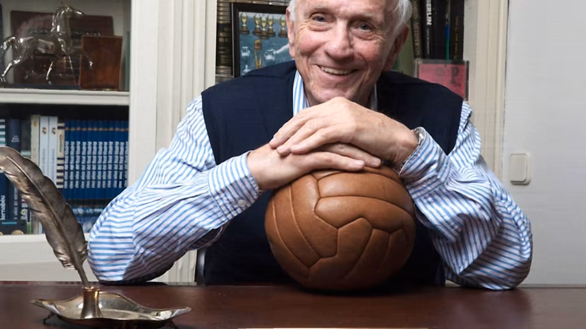 José Emilio Santamaría, Real Madrid legend and Spain coach, dies at 96