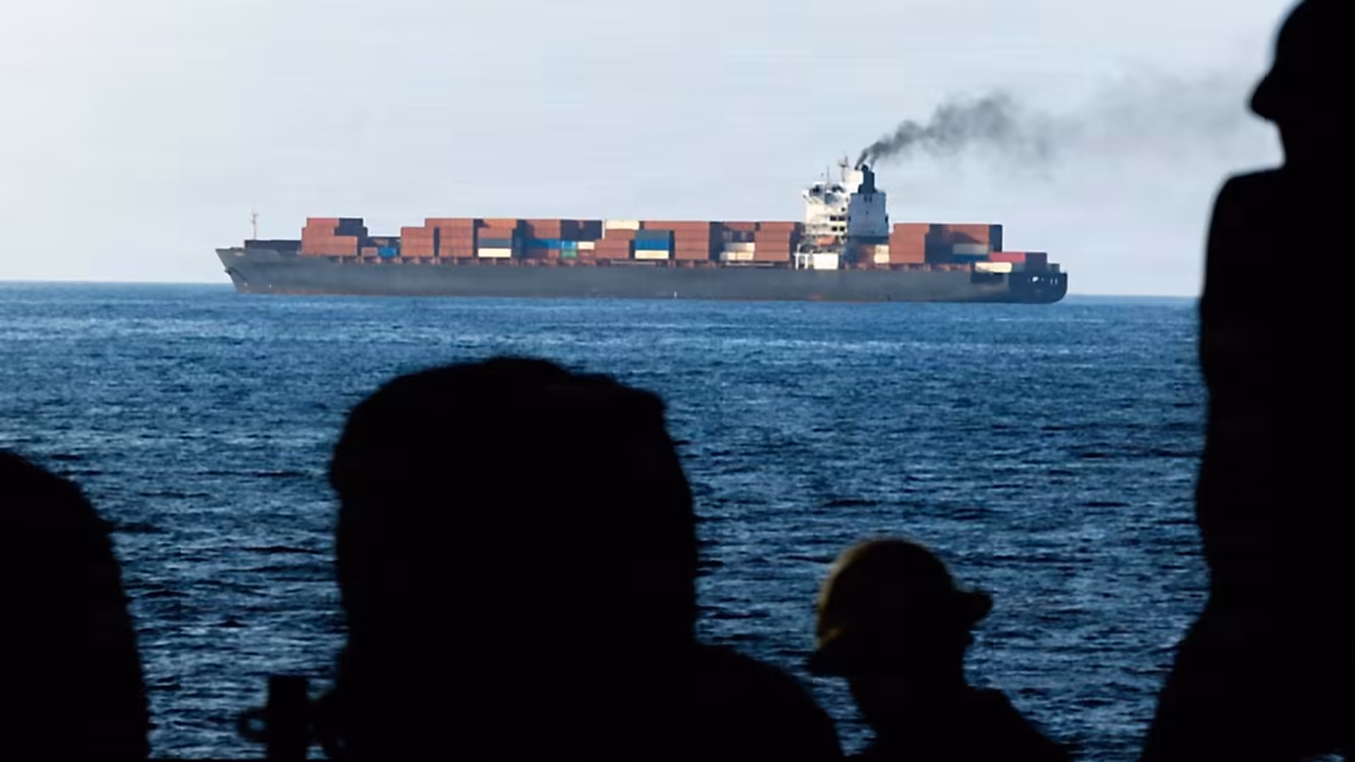 Iran offers to reopen Strait of Hormuz if U.S. lifts blockade