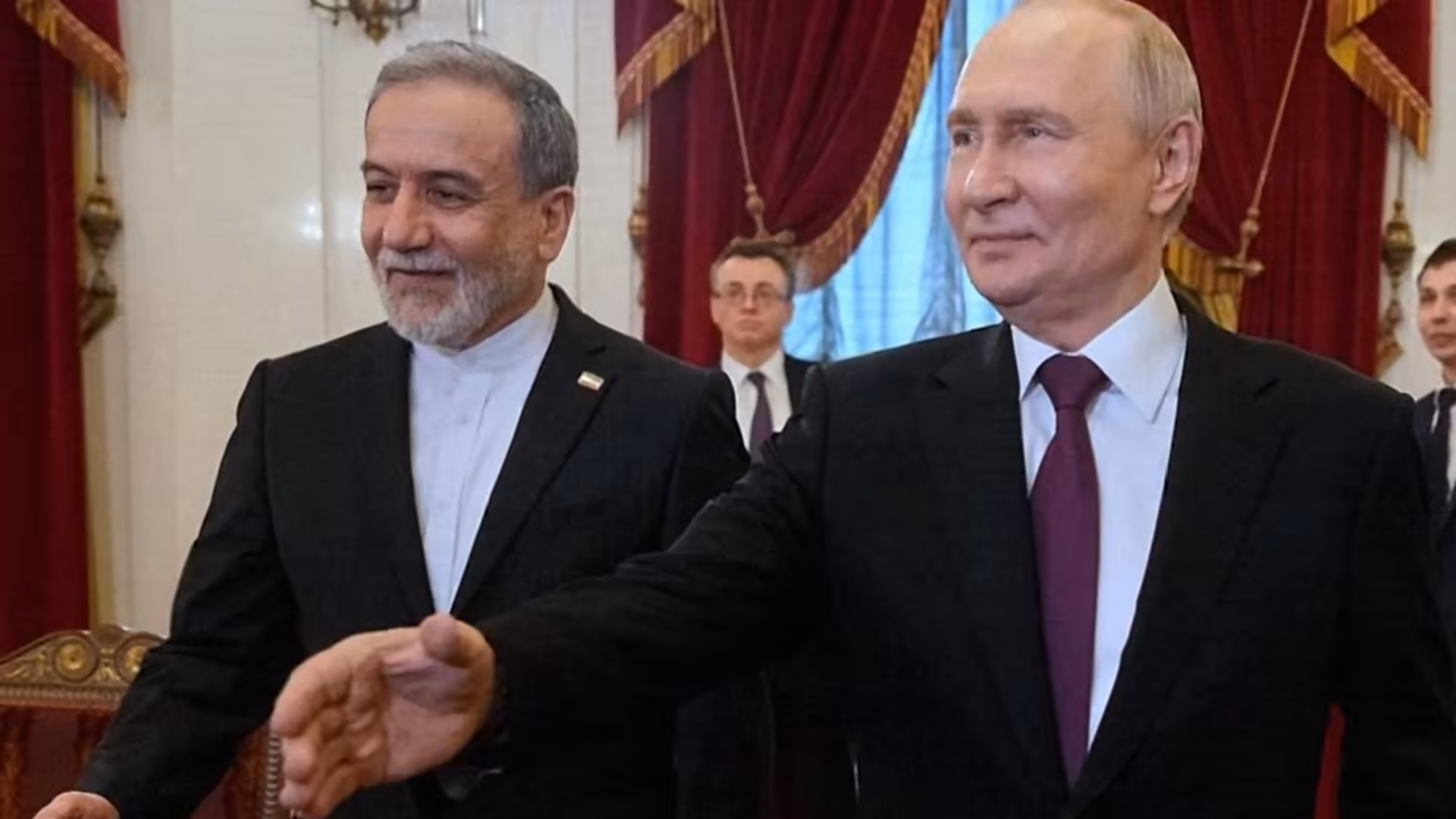Putin pledges support for Iran during Araghchi's Moscow visit