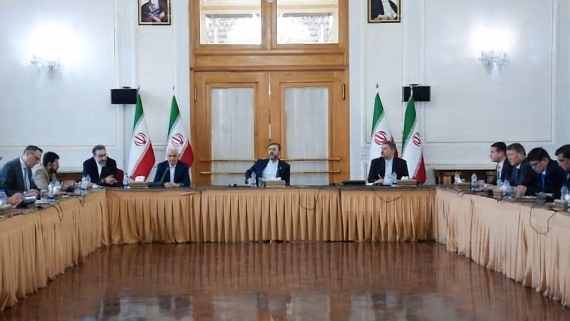 Iran briefs foreign envoys on proposal to end war
