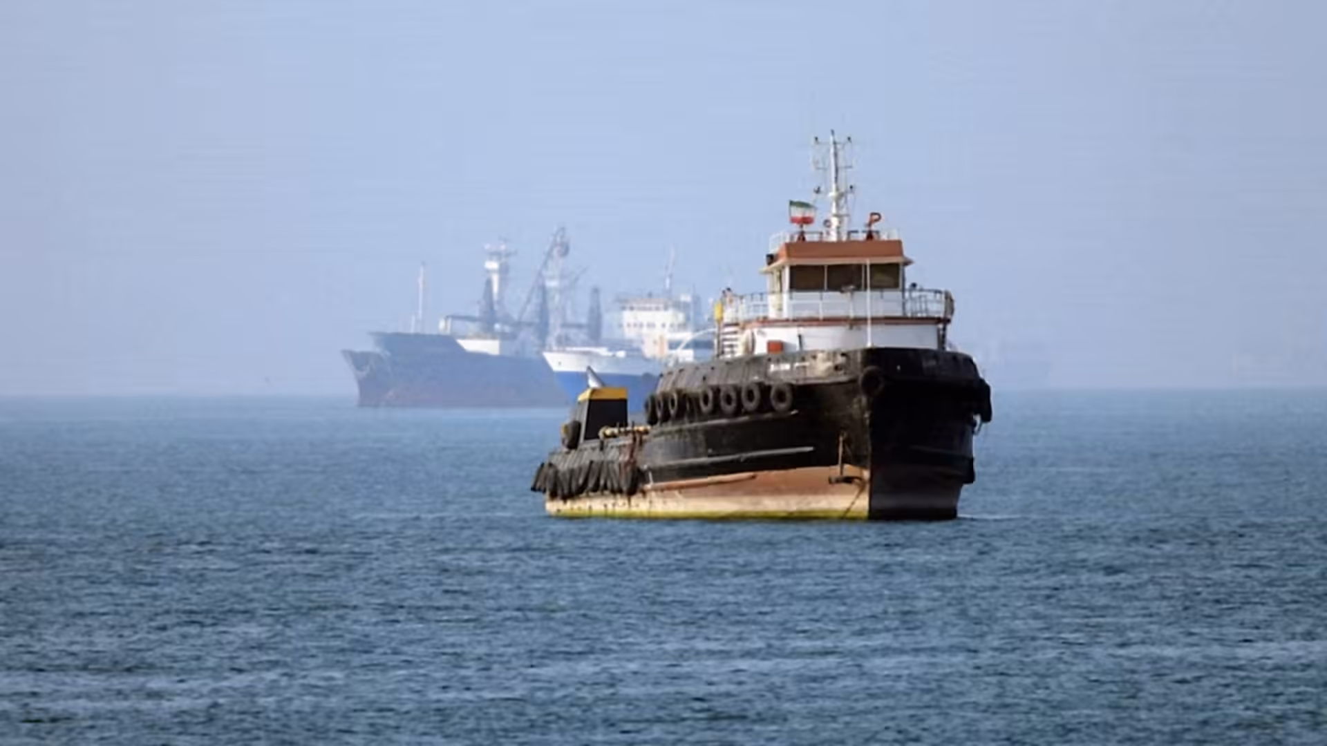 U.S. warships transit Strait of Hormuz as Iran fires missiles
