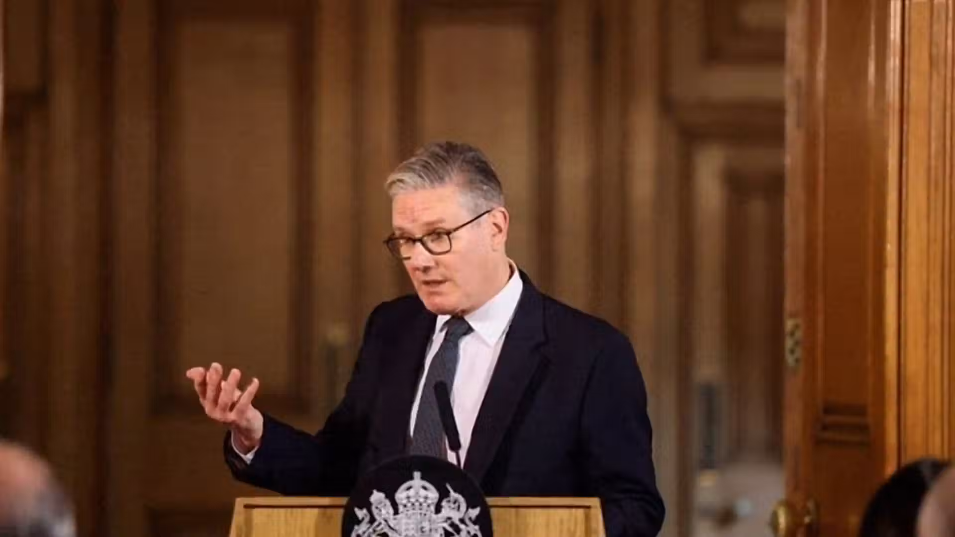 Four UK ministers quit as Starmer resists calls to step down