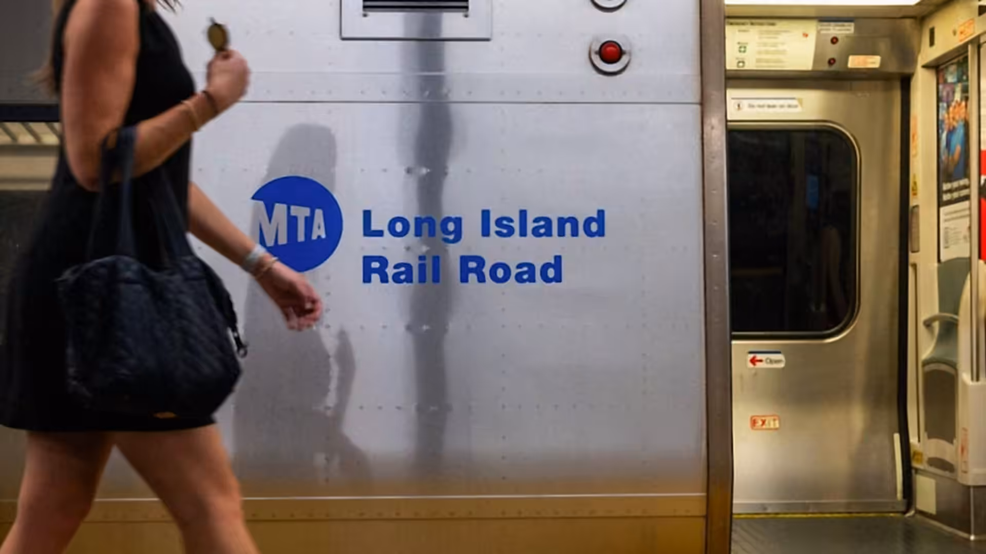 LIRR strike looms as MTA and unions remain at impasse over pay