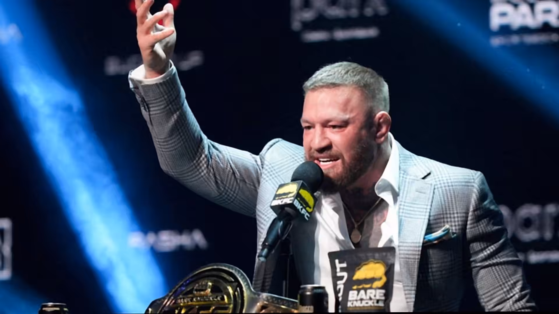 Conor McGregor to return to UFC in July for fight with Max Holloway