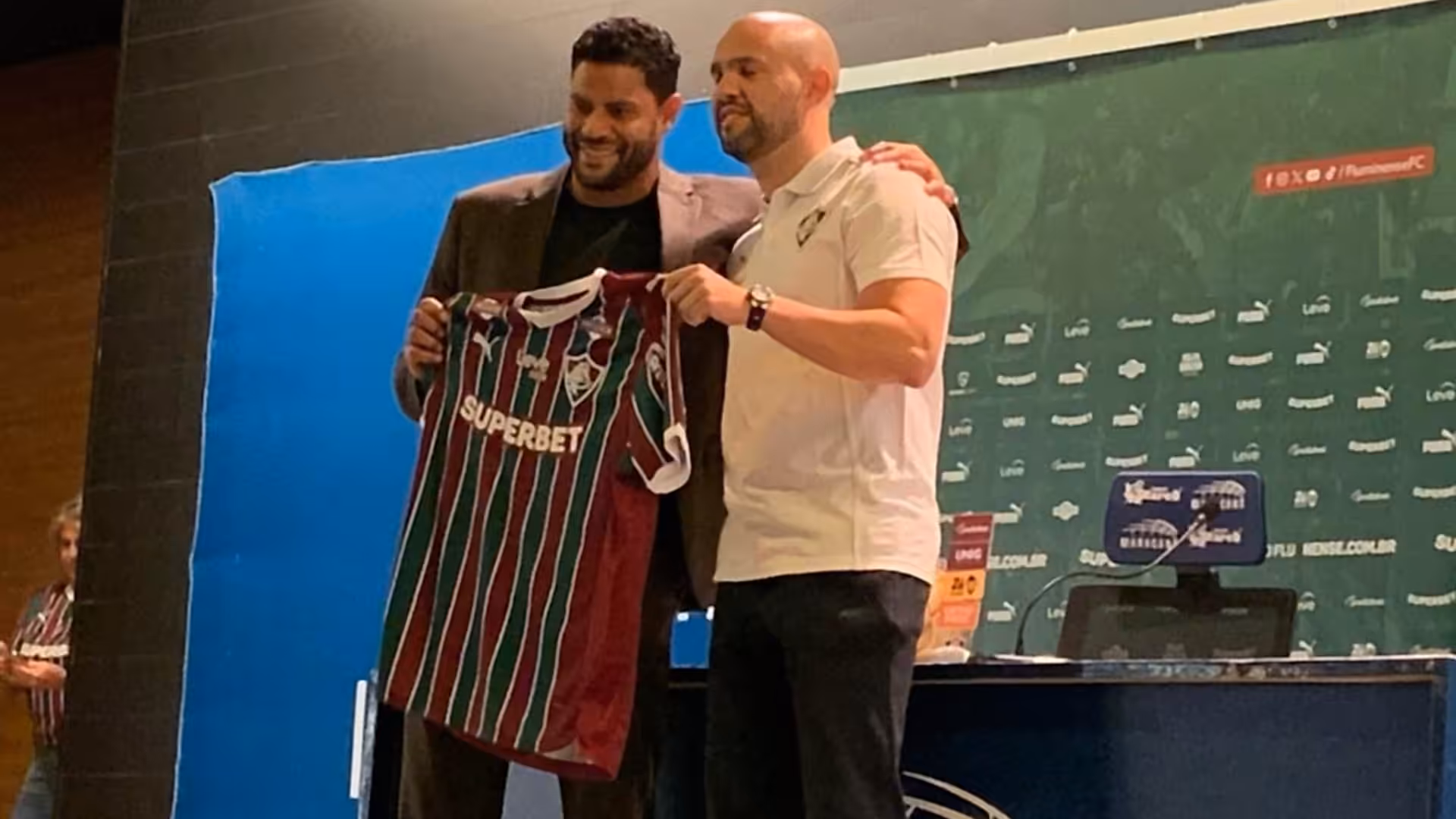 Hulk presented by Fluminense ahead of São Paulo match