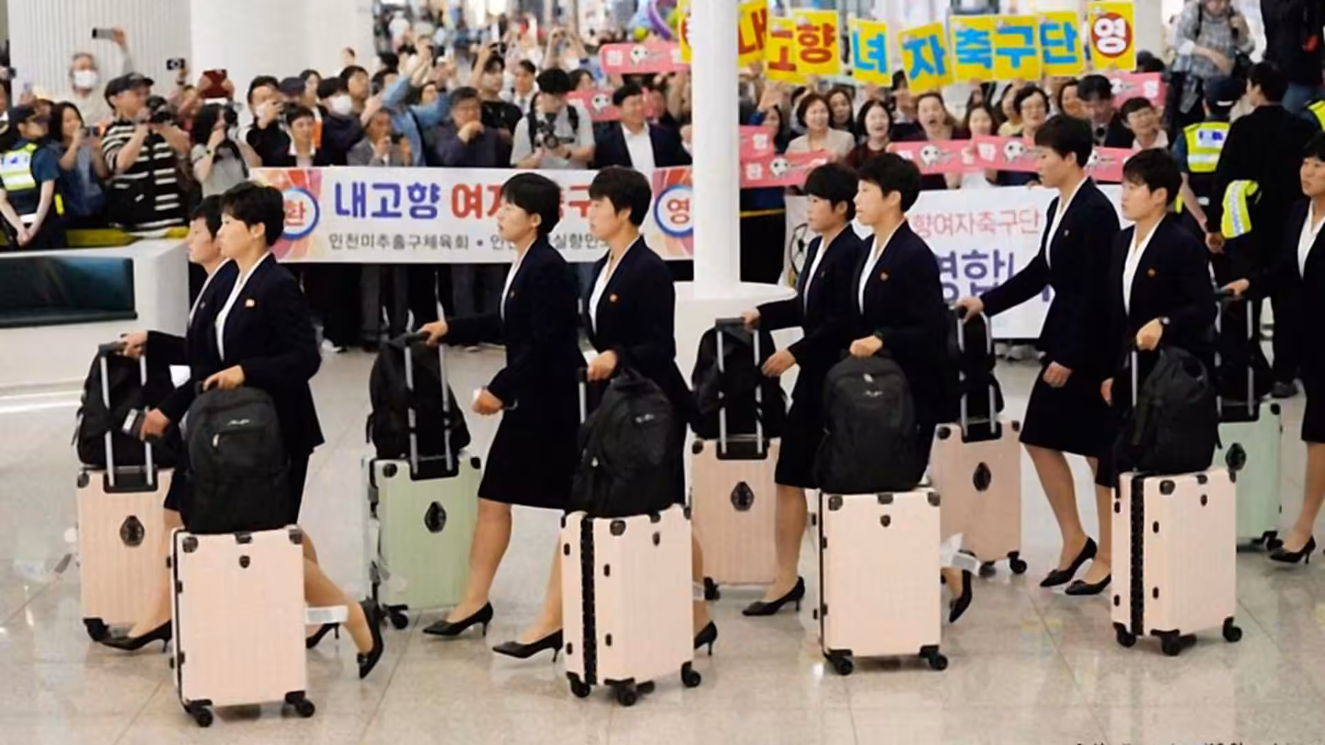 North Korean women's soccer team arrives in South Korea for tournament