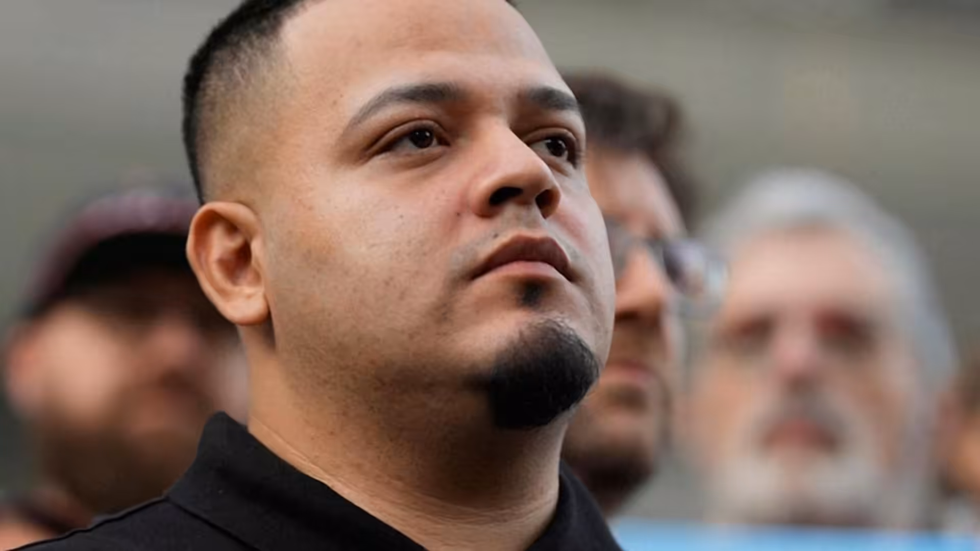 Judge dismisses human smuggling case against Kilmar Abrego Garcia