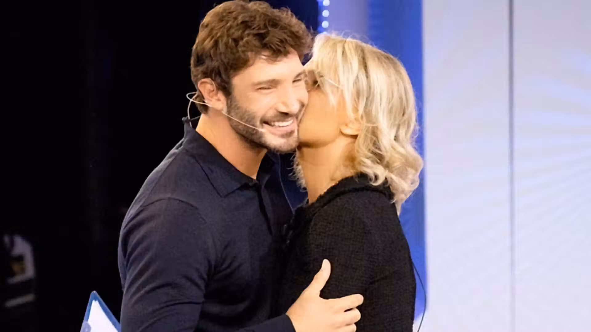 De Martino eyes De Filippi as co-host for Sanremo 2027