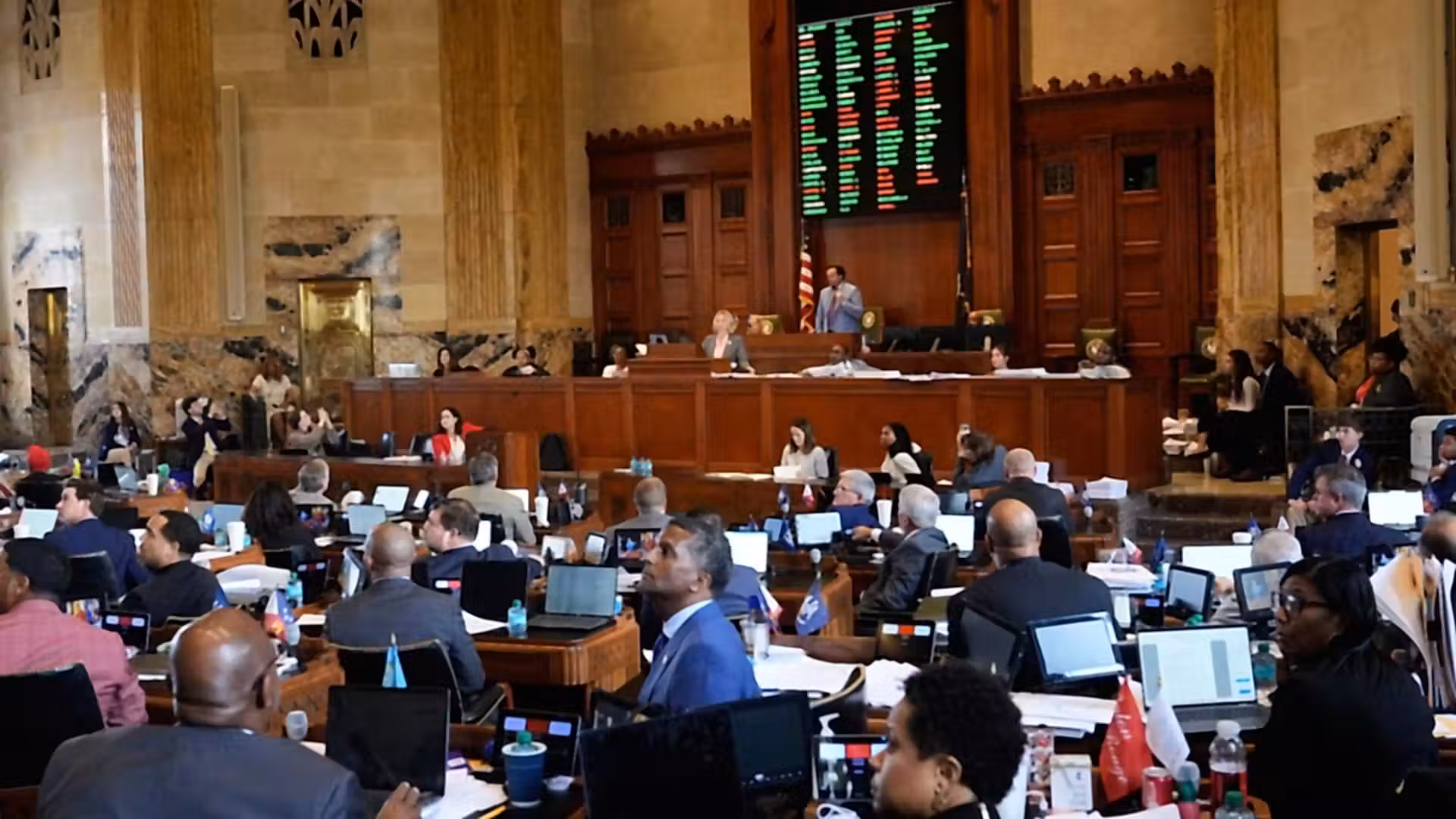 Louisiana lawmakers approve congressional map eliminating majority-Black district