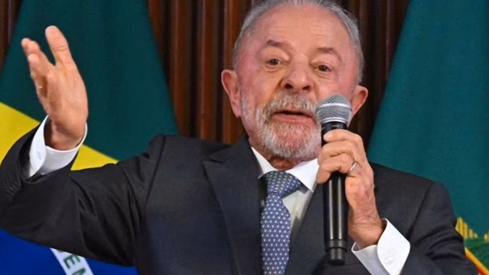 Brazil's right-wing leaders clash with Lula over U.S. tariffs