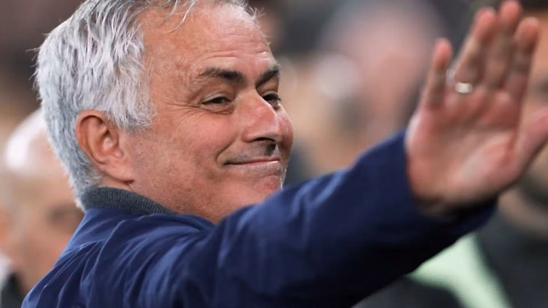 Florentino Pérez announces José Mourinho as Real Madrid coach