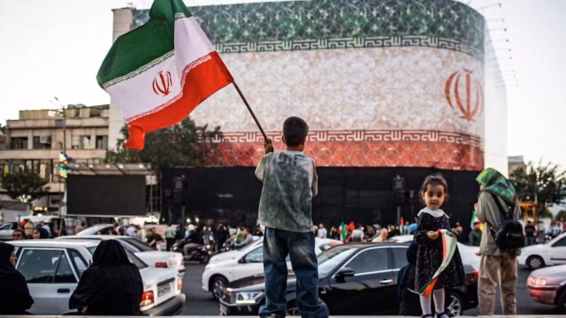 U.S. and Iran reach peace deal; Strait of Hormuz to reopen