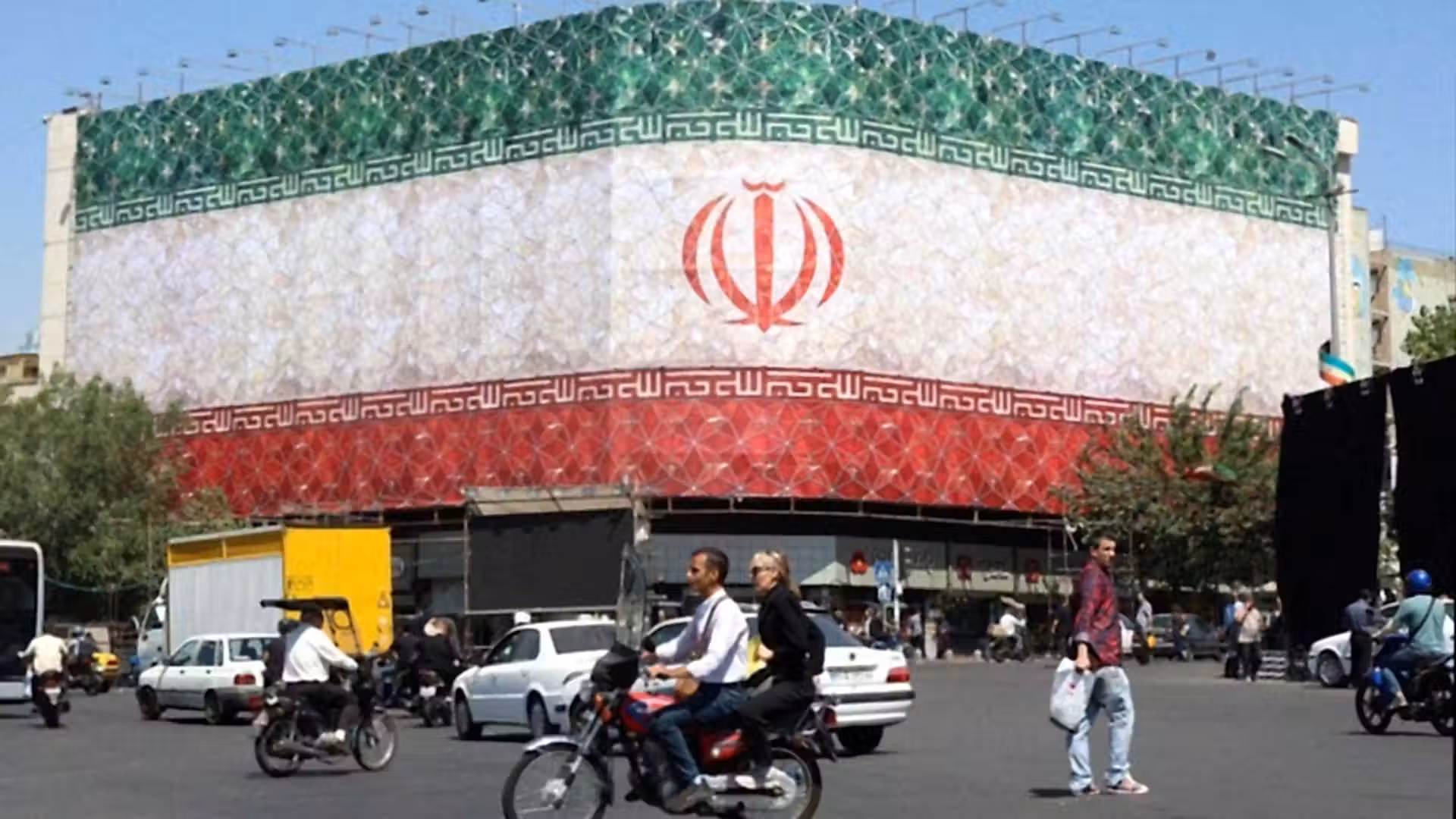 U.S. and Iran reach peace deal; Strait of Hormuz to reopen
