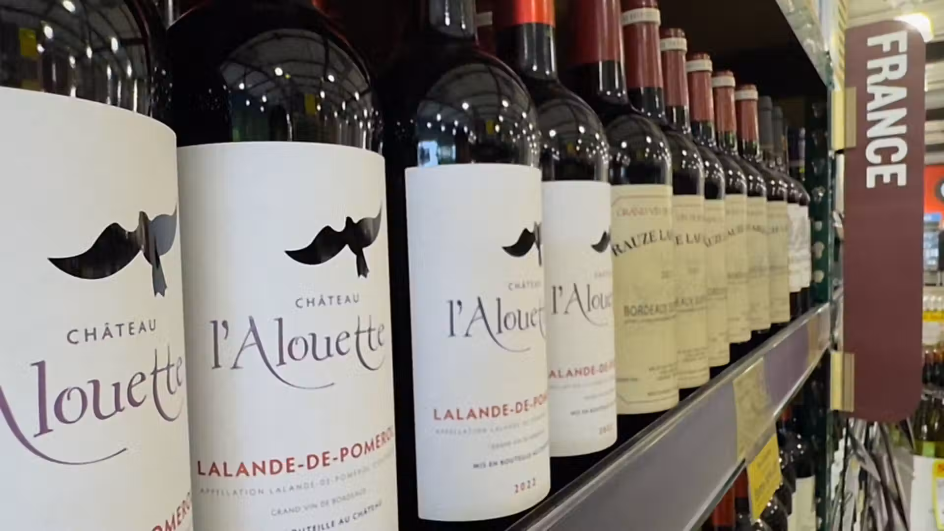 Trump threatens 100% wine tariffs if France scraps tech tax