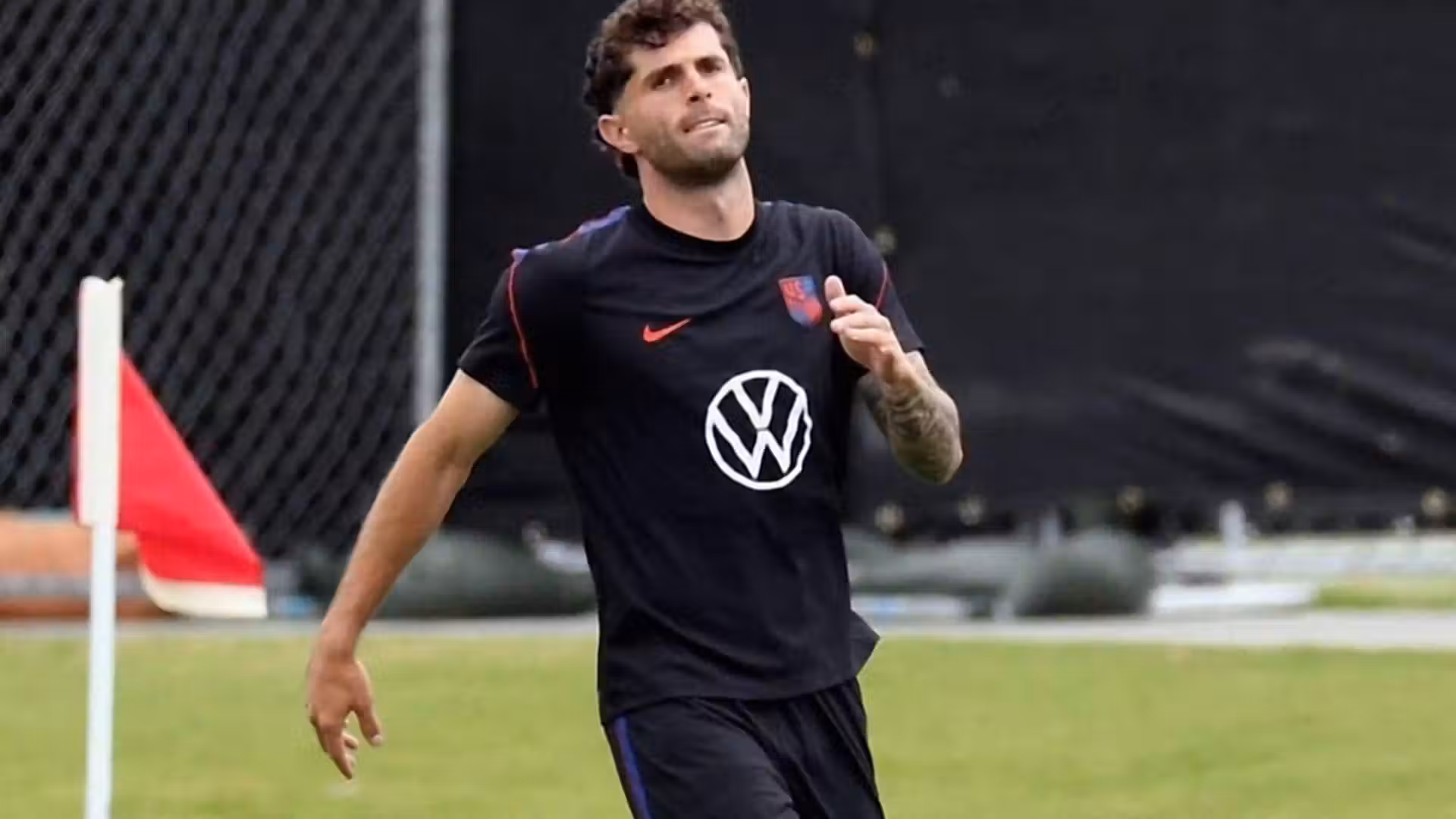 Pulisic questionable for USA-Australia World Cup match with calf injury