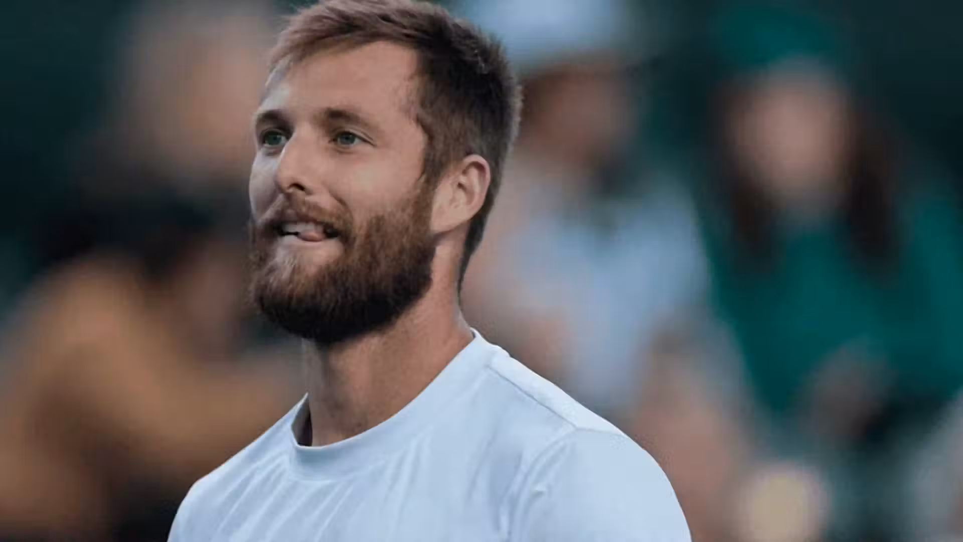 Moutet fined $40,000 for profanity in Queen's Club interview