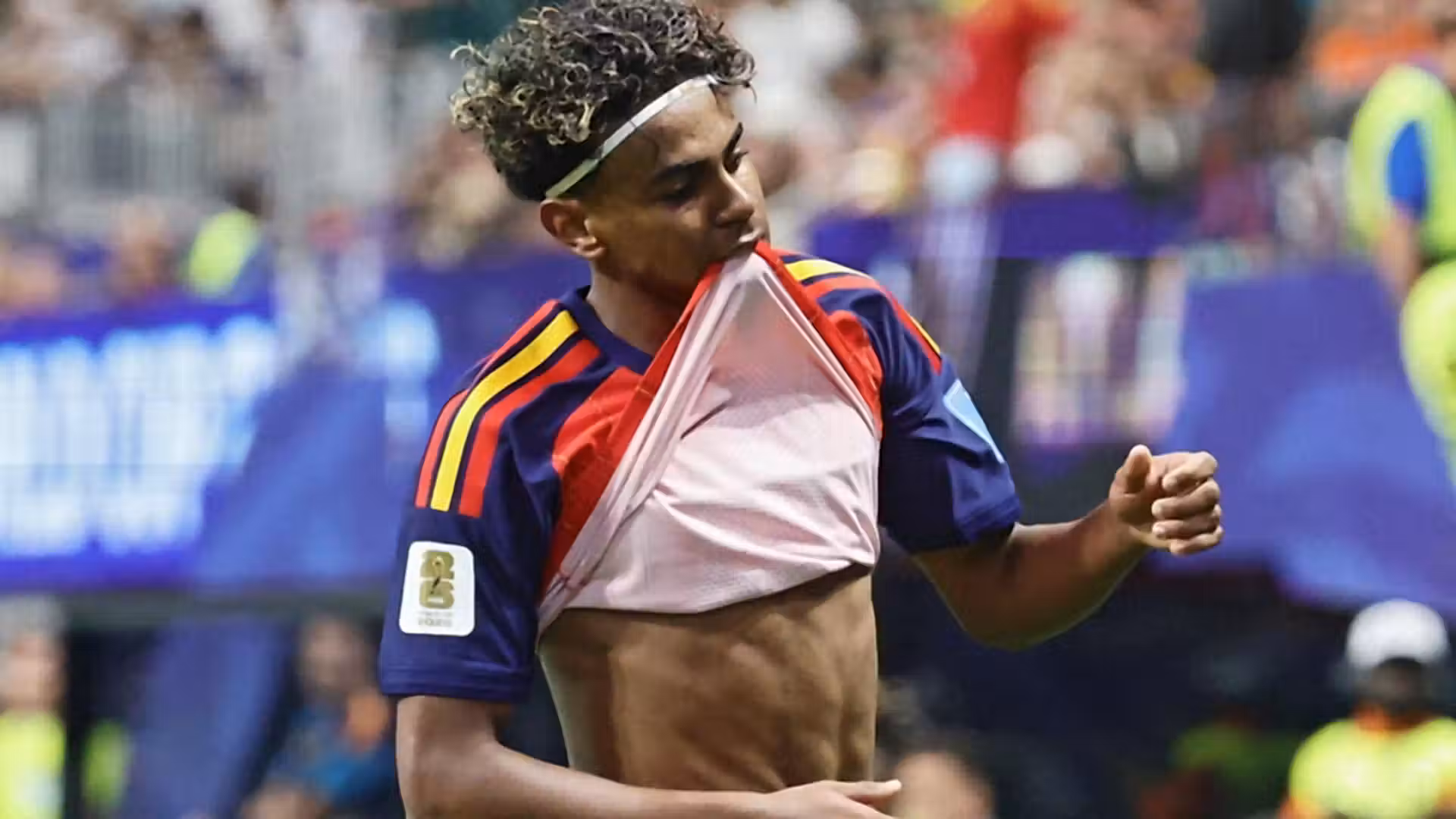 Spain defeats Saudi Arabia 4-0 in World Cup Group H match
