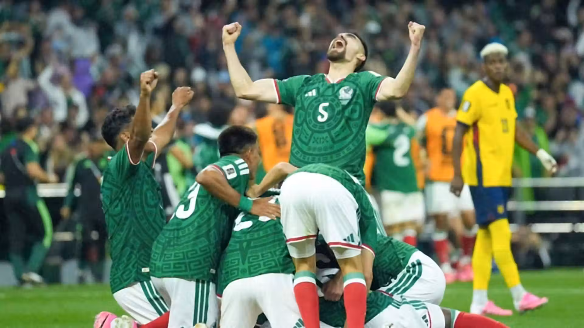 Mexico advances to World Cup round of 16 with 2-0 victory over Ecuador