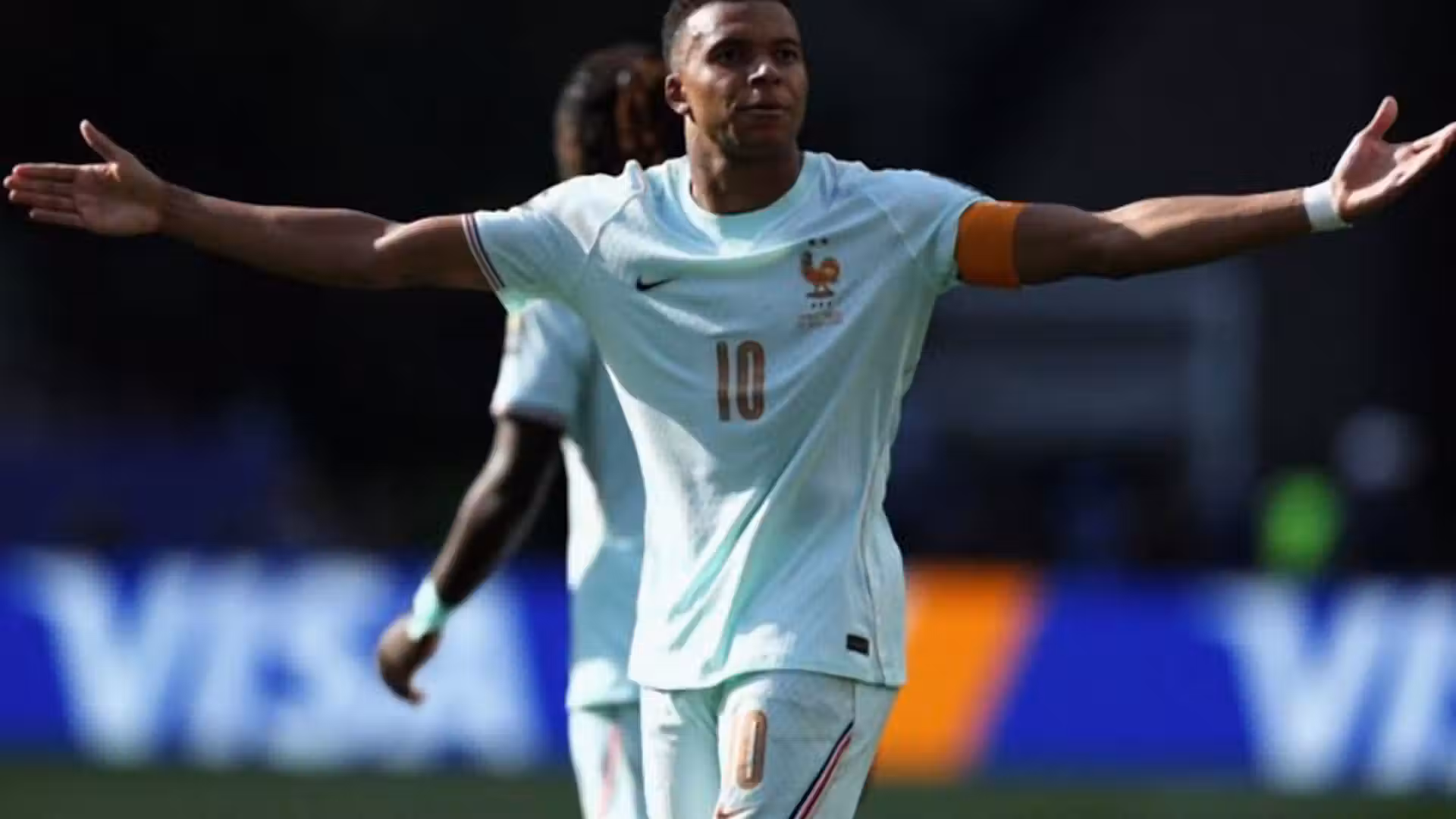 France beats Morocco 2-0 to reach World Cup semifinals