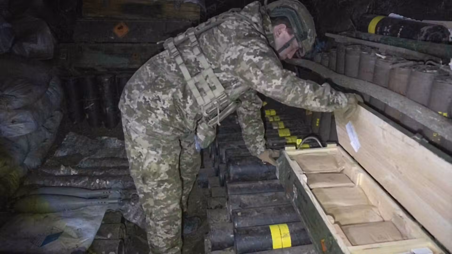 About 800,000 weapons intended for Ukraine missing on black market
