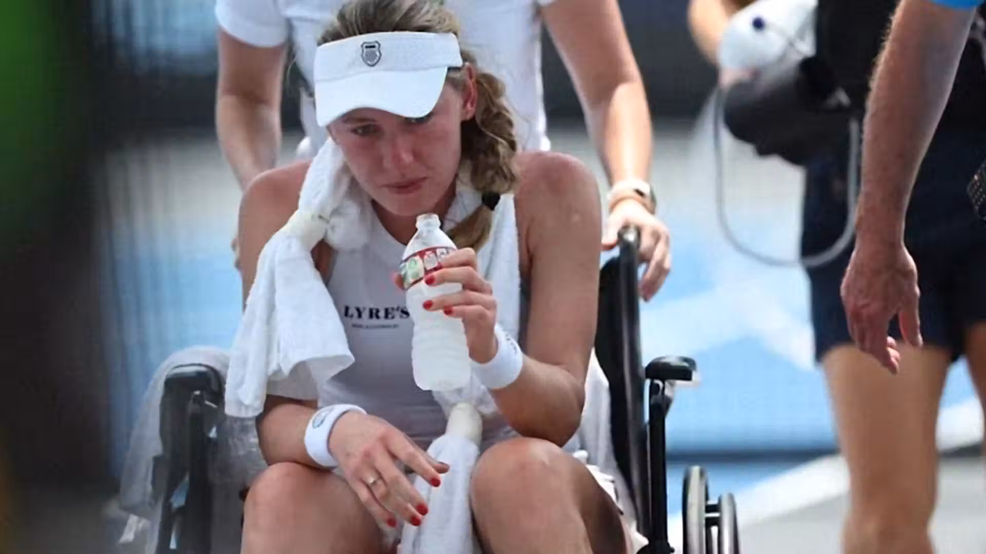 Russian tennis player Alexandrova collapses at Memphis Classic
