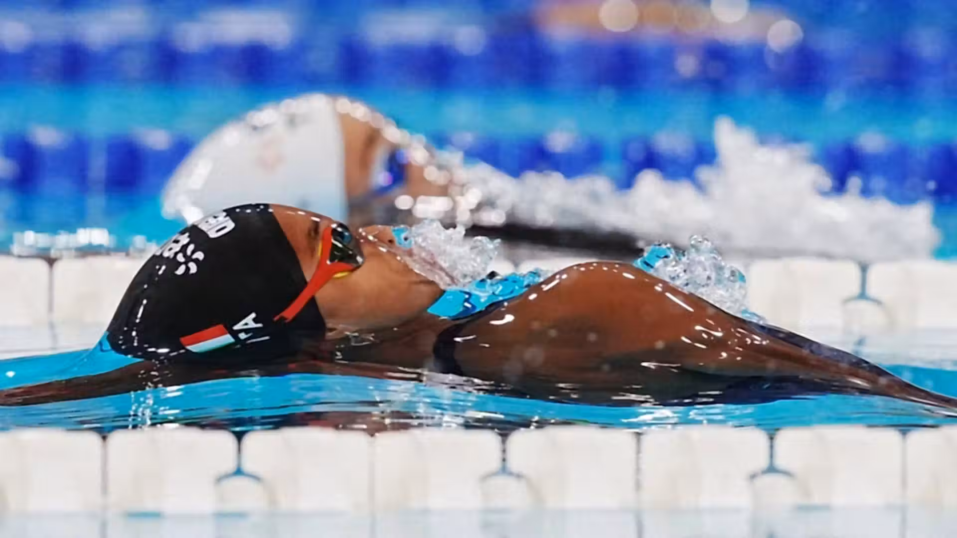 Sara Curtis breaks 50m backstroke world record twice in two days