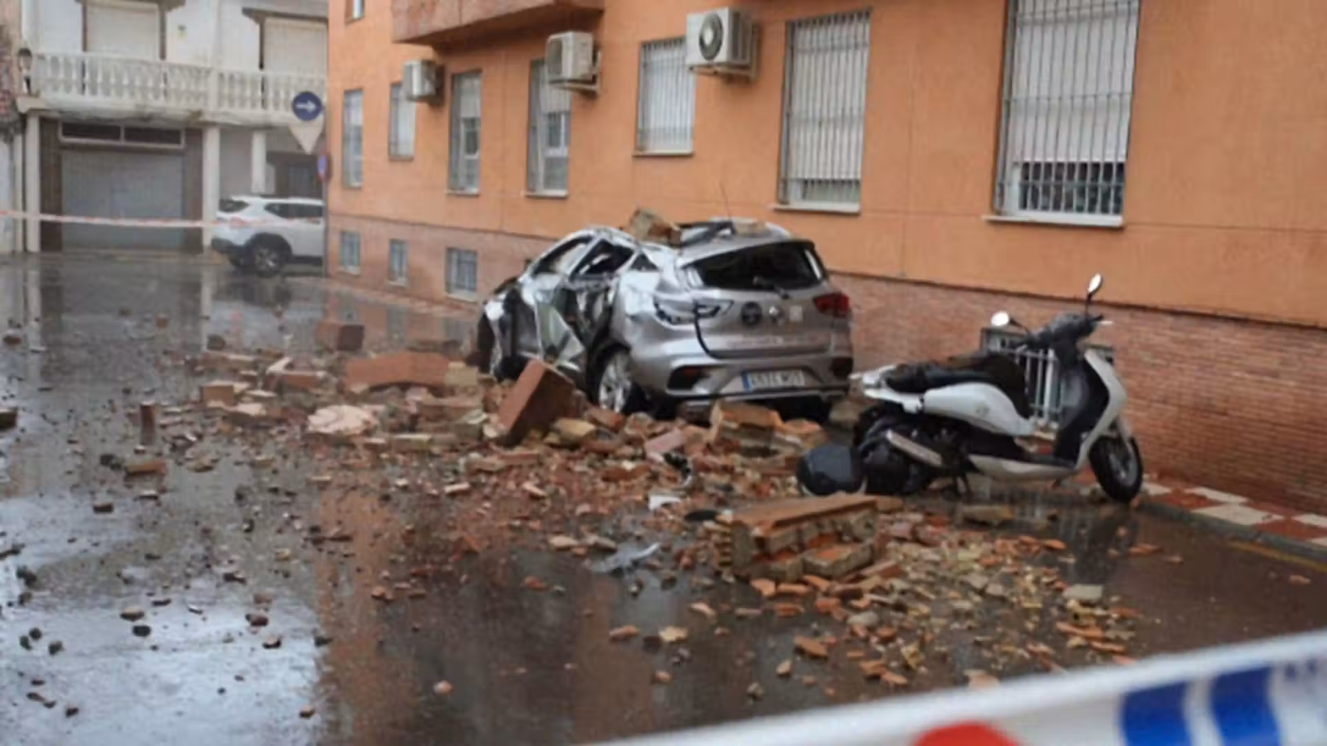 Magnitude 5 earthquake strikes southern Spain, causes material damage