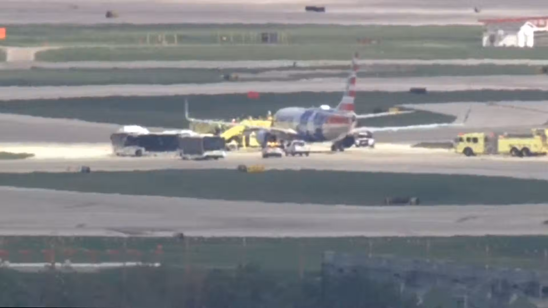 American Airlines flight blows two tires landing at Chicago O'Hare