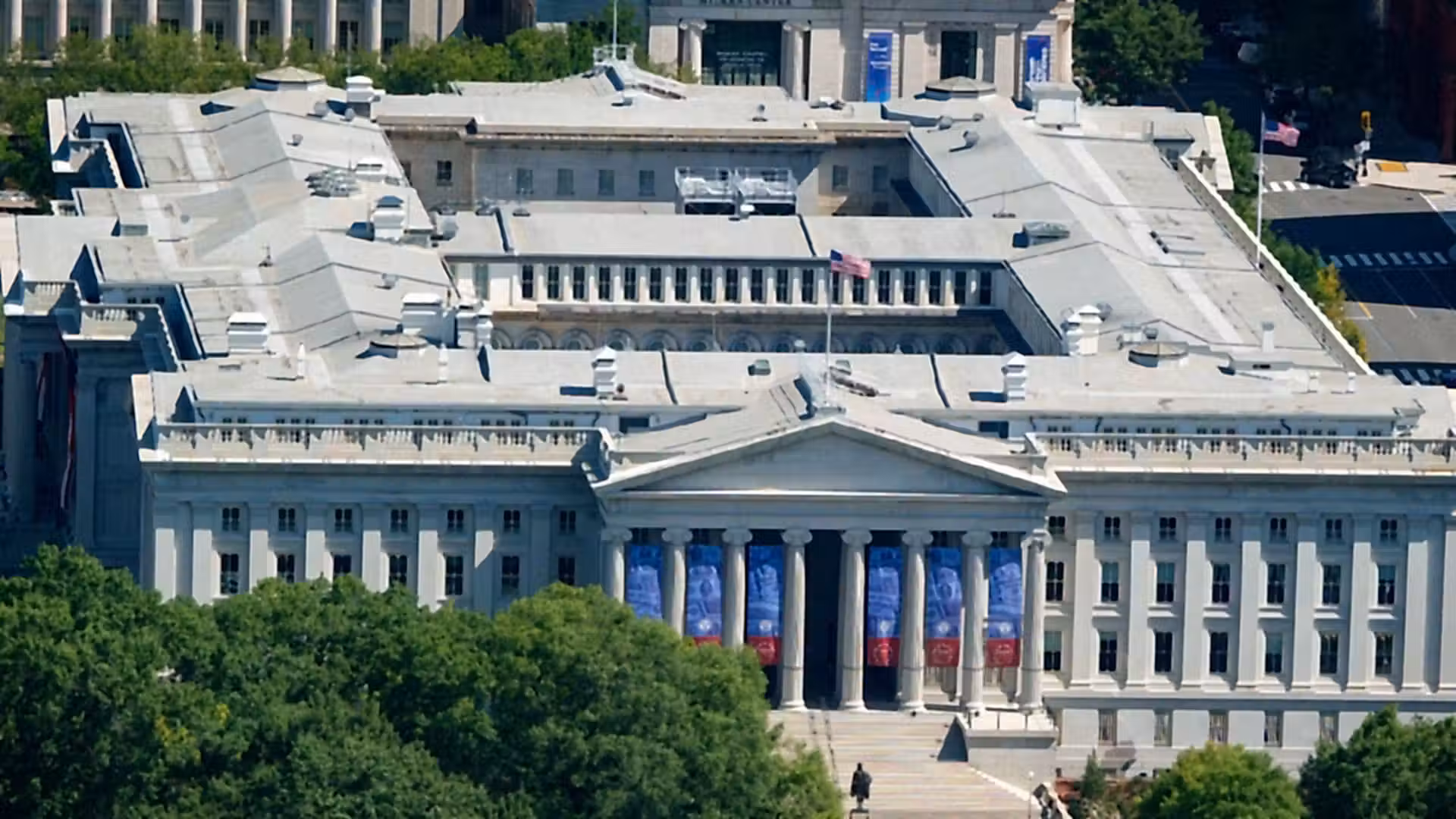 US national debt passes $40 trillion for first time
