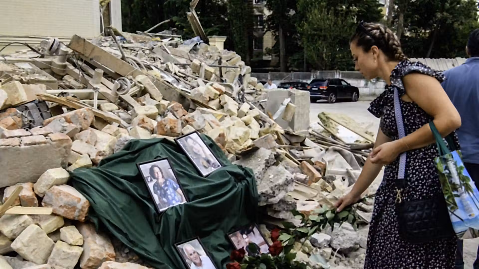 Russian general accused of Kyiv hospital attack shot in Russia
