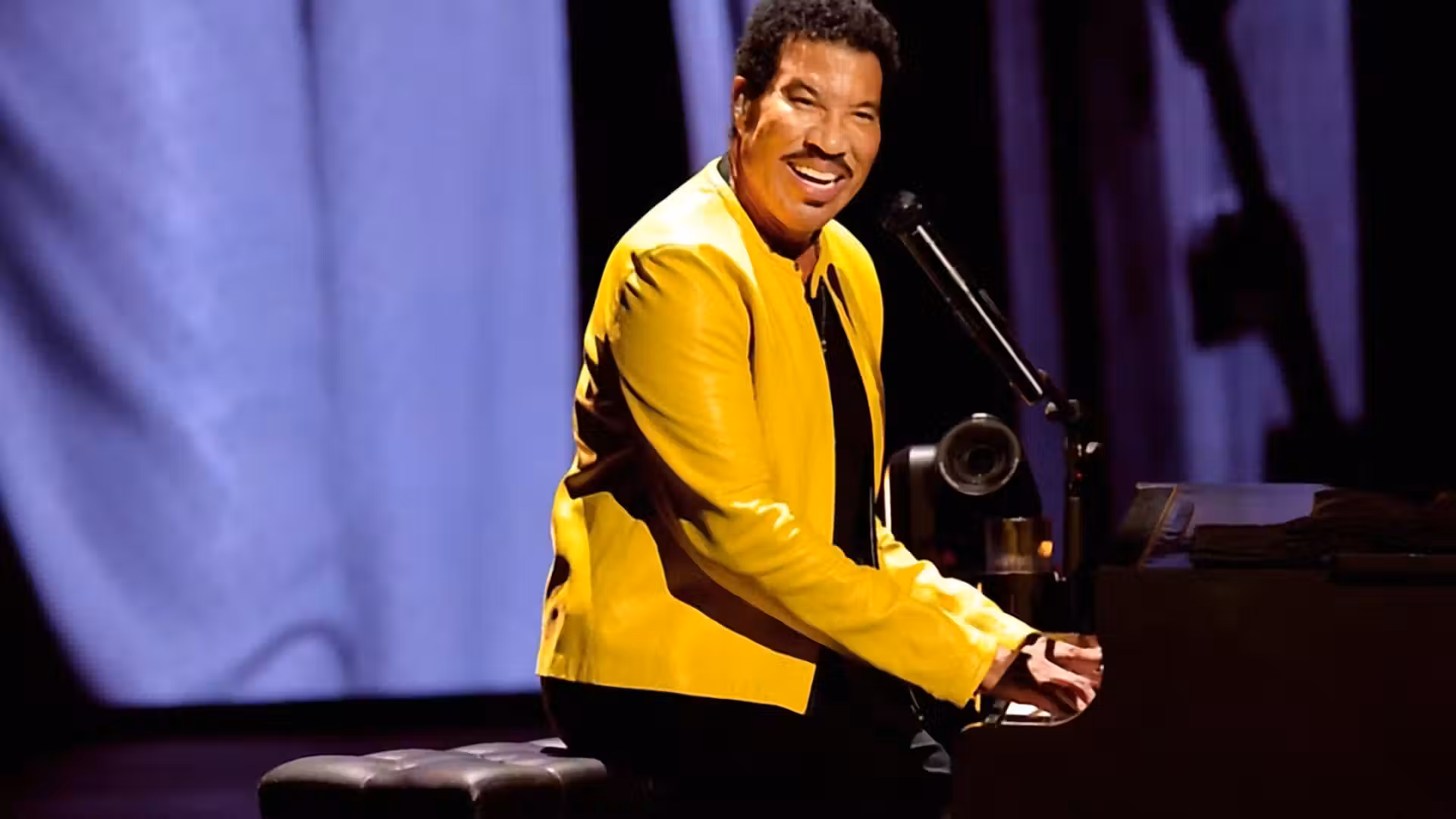 Lionel Richie announces major decision after heart procedure