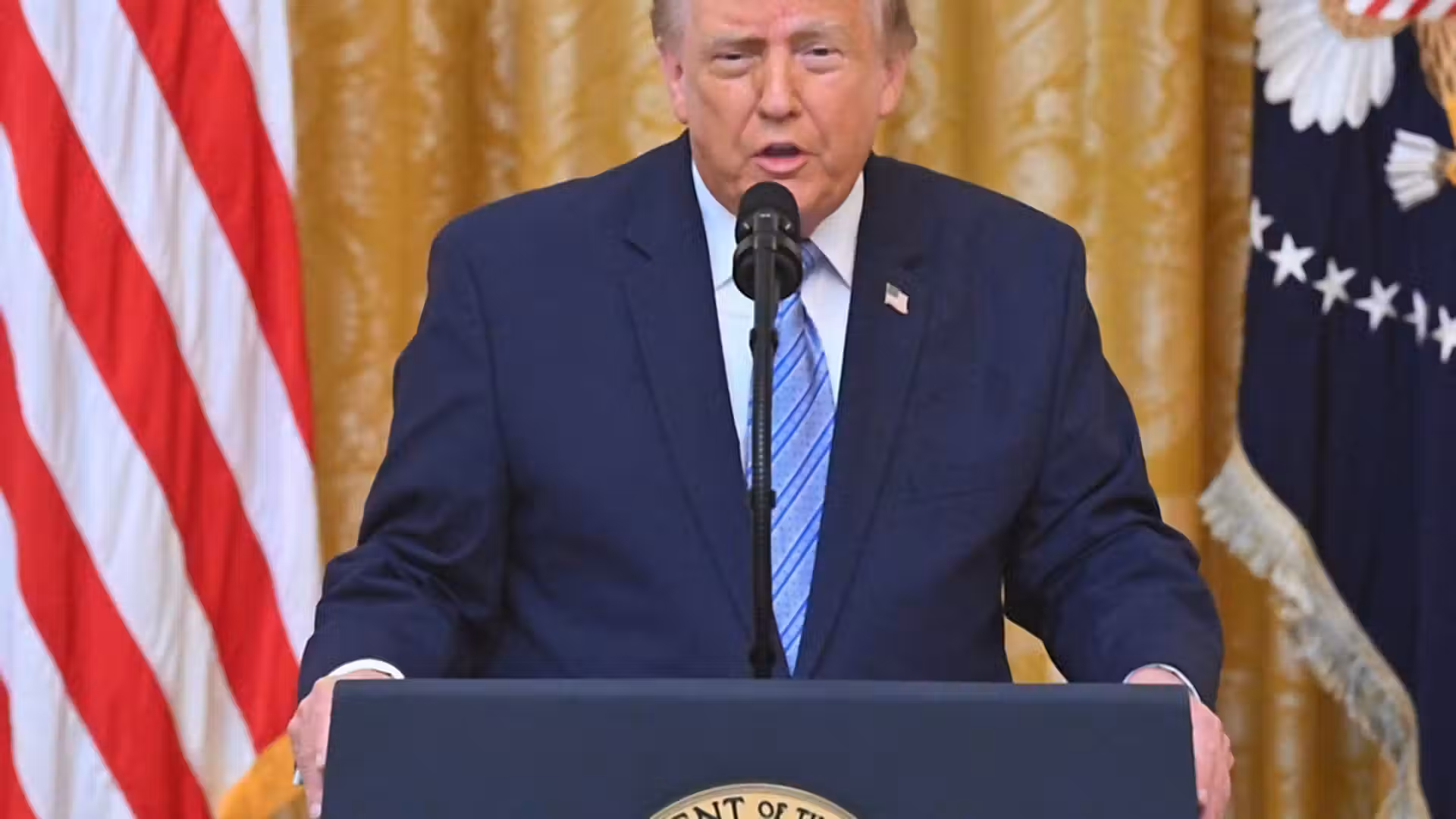 Trump administration lowers fuel economy standards for vehicles