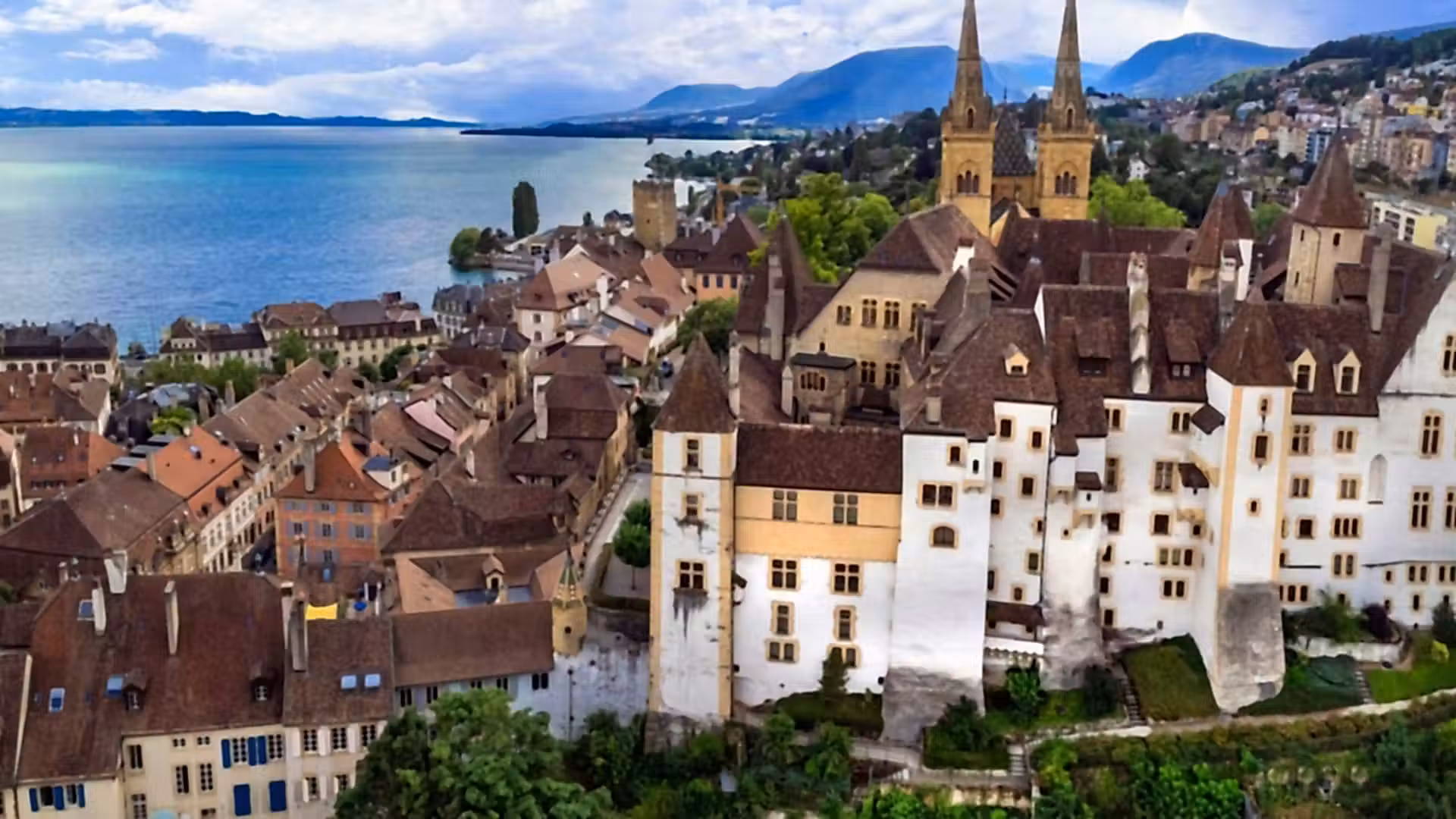Four injured in apartment explosion in Neuchâtel, Switzerland