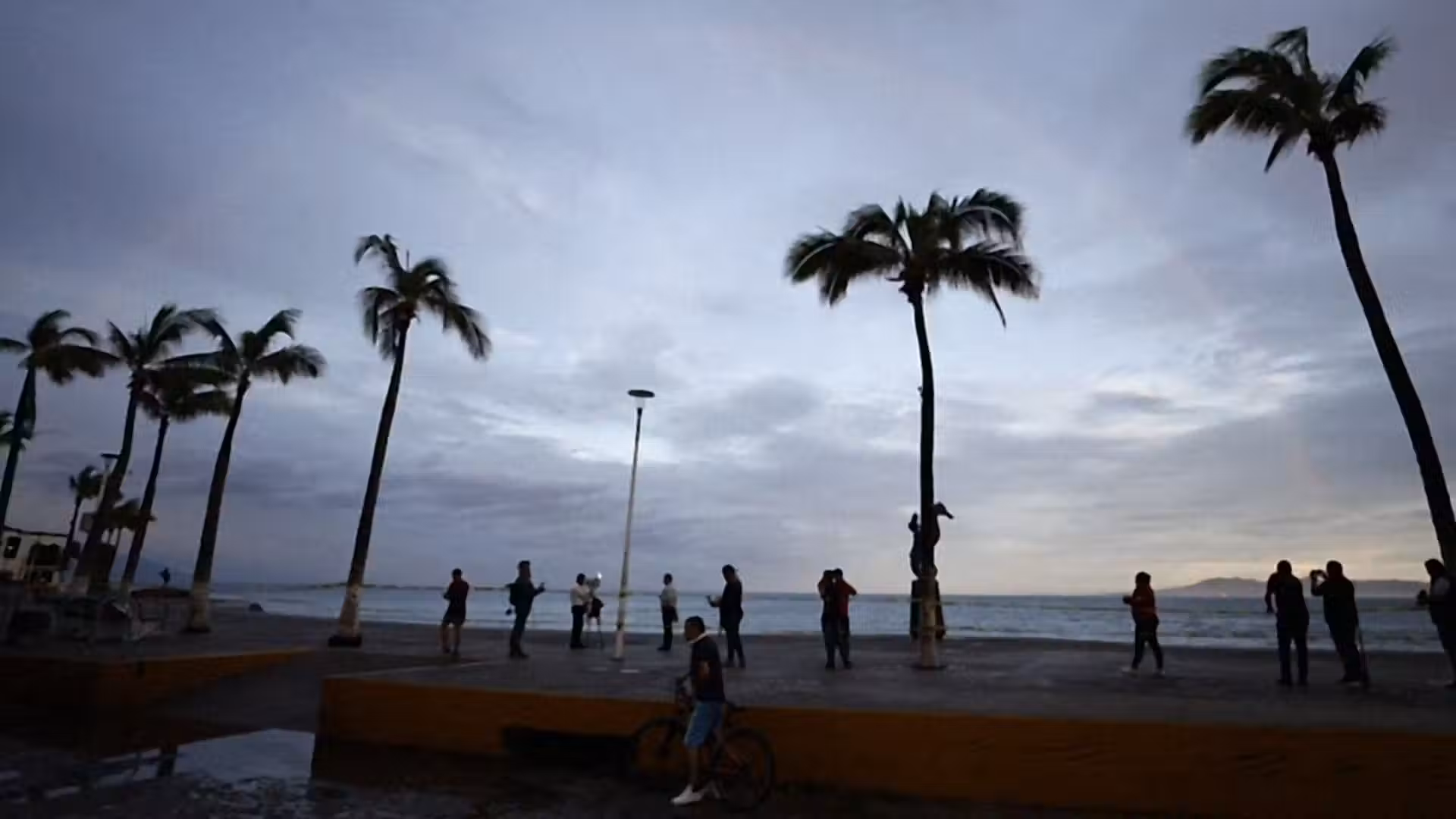 Five dead as Hurricane Simon and Tropical Storm Rachel hit Mexico