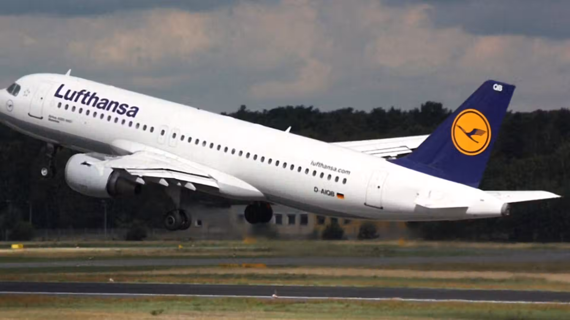 Lufthansa wins TAP privatization bid over Air France-KLM